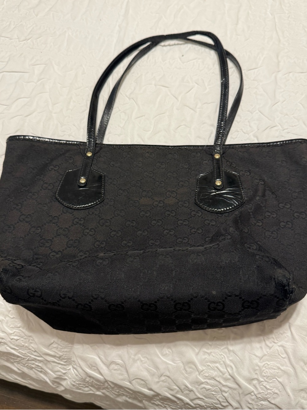Gucci Black Women's Tote Bag with Subtle Monogram Detail